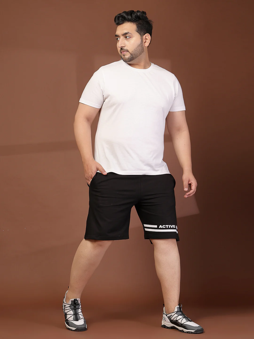 Plus Size Men Black Solid Regular Fit Regular Shorts - Image 2