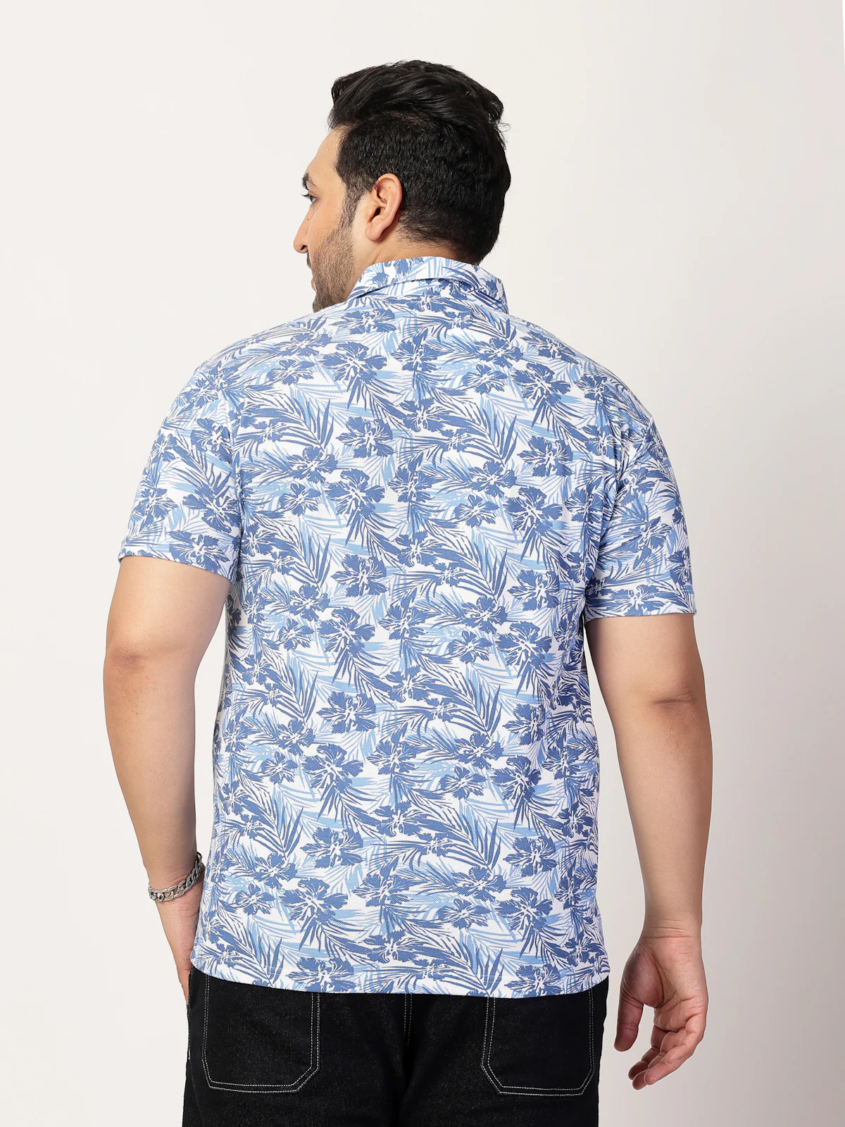 Plus Size Men Floral Printed Polo Collar Cotton T-shirt - Image 2