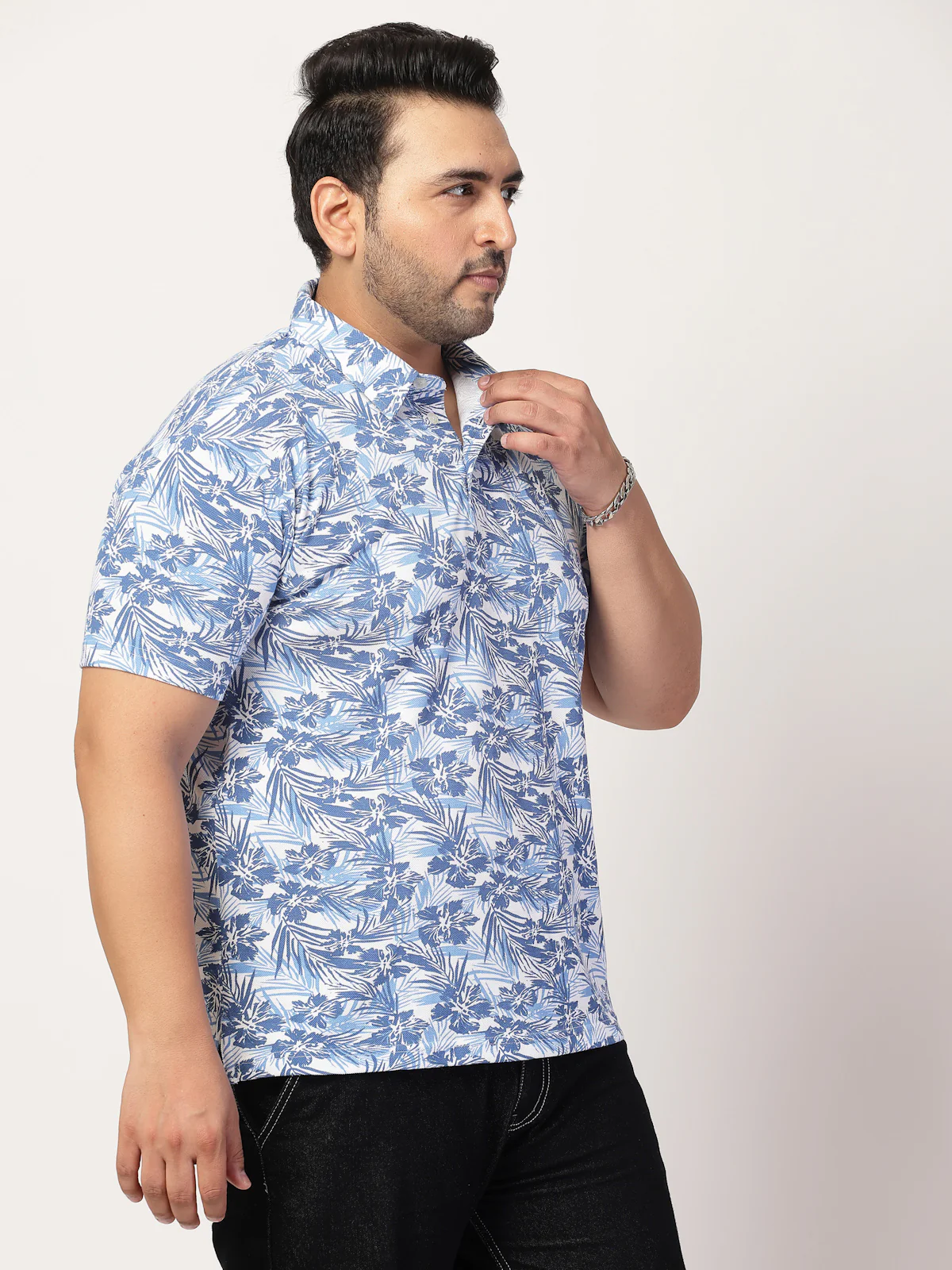 Plus Size Men Floral Printed Polo Collar Cotton T-shirt - Image 4