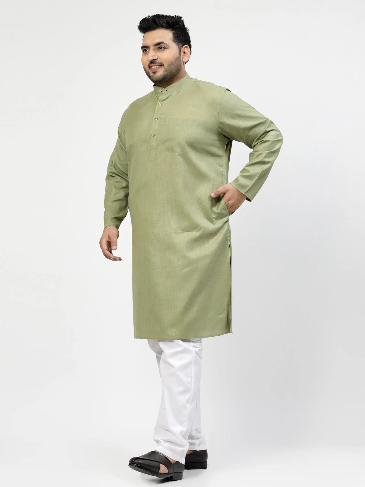 Plus Size Men Green & White Solid Kurta with Pyjamas - Image 3