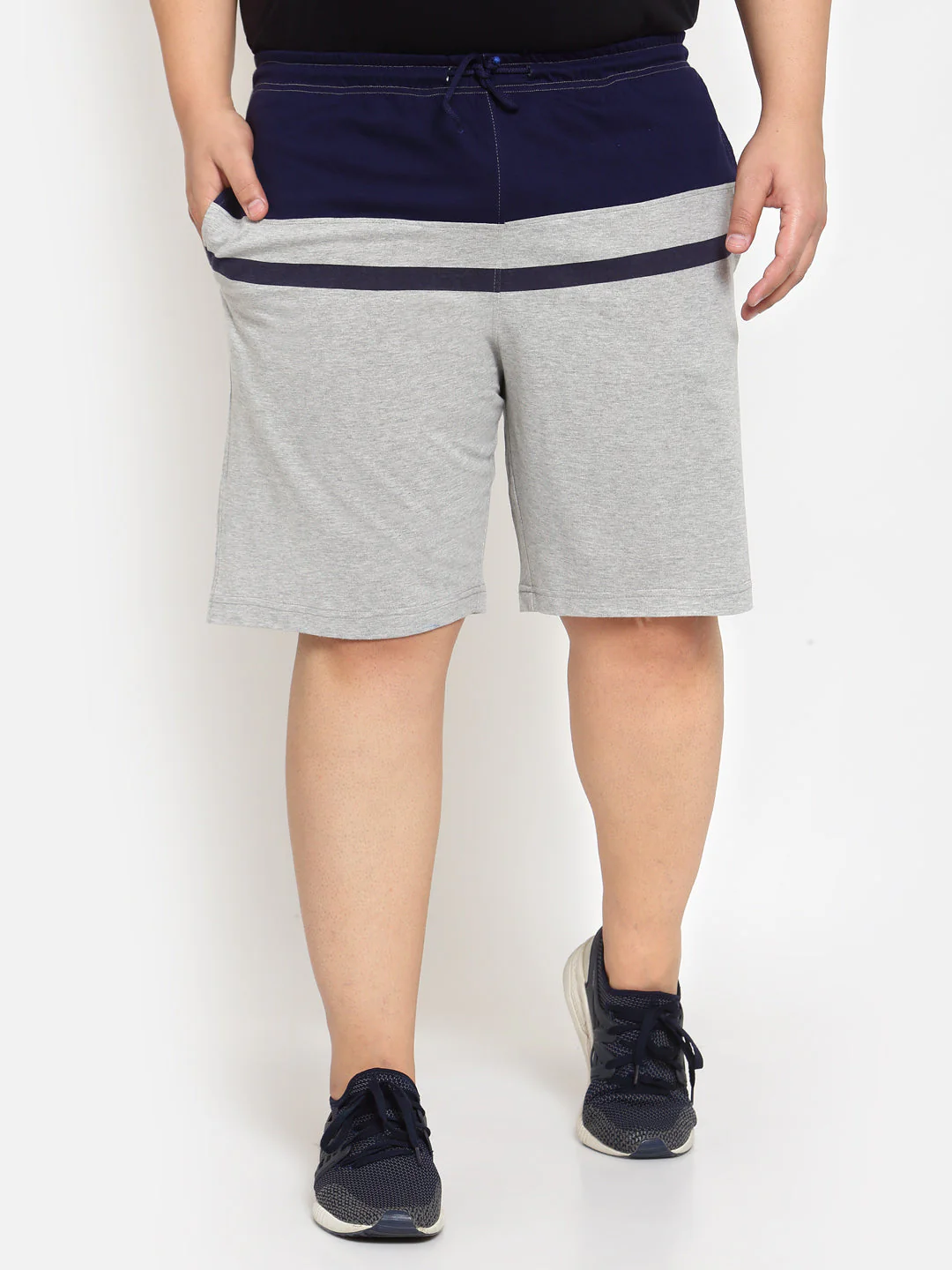 Plus Size Men Grey Colourblocked Mid-Rise Regular Shorts