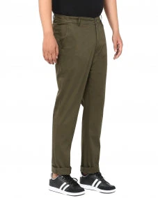 Plus Size Men Olive Green Solid Smart Fit Flat-Front Trousers - Image 4