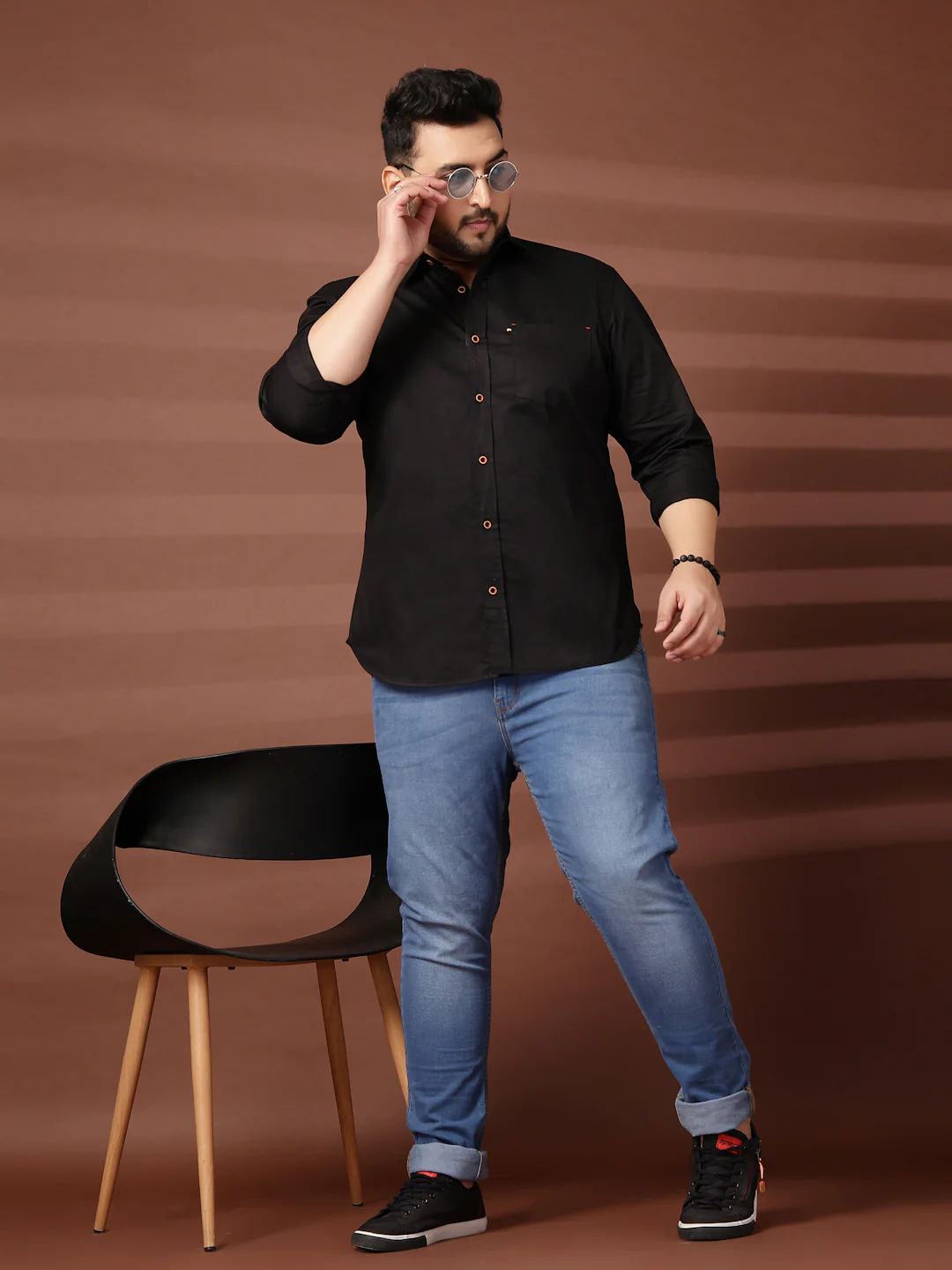 Plus Size Men  Oversized Fit Spread Collar Solid Cotton Casual Shirt - Image 9