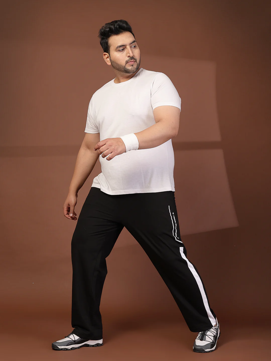 Plus Size Men Printed Mid-Rise Regular Fit Track Pant - Image 6