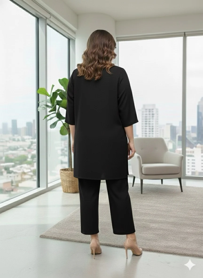 Plus Size Black Relaxed Fit Solid Tunic And Trousers - Image 4