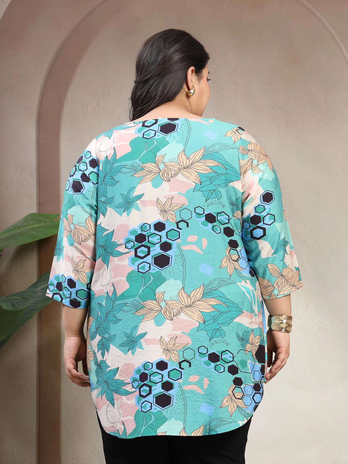 Plus Size Floral Print Top - Image 2
