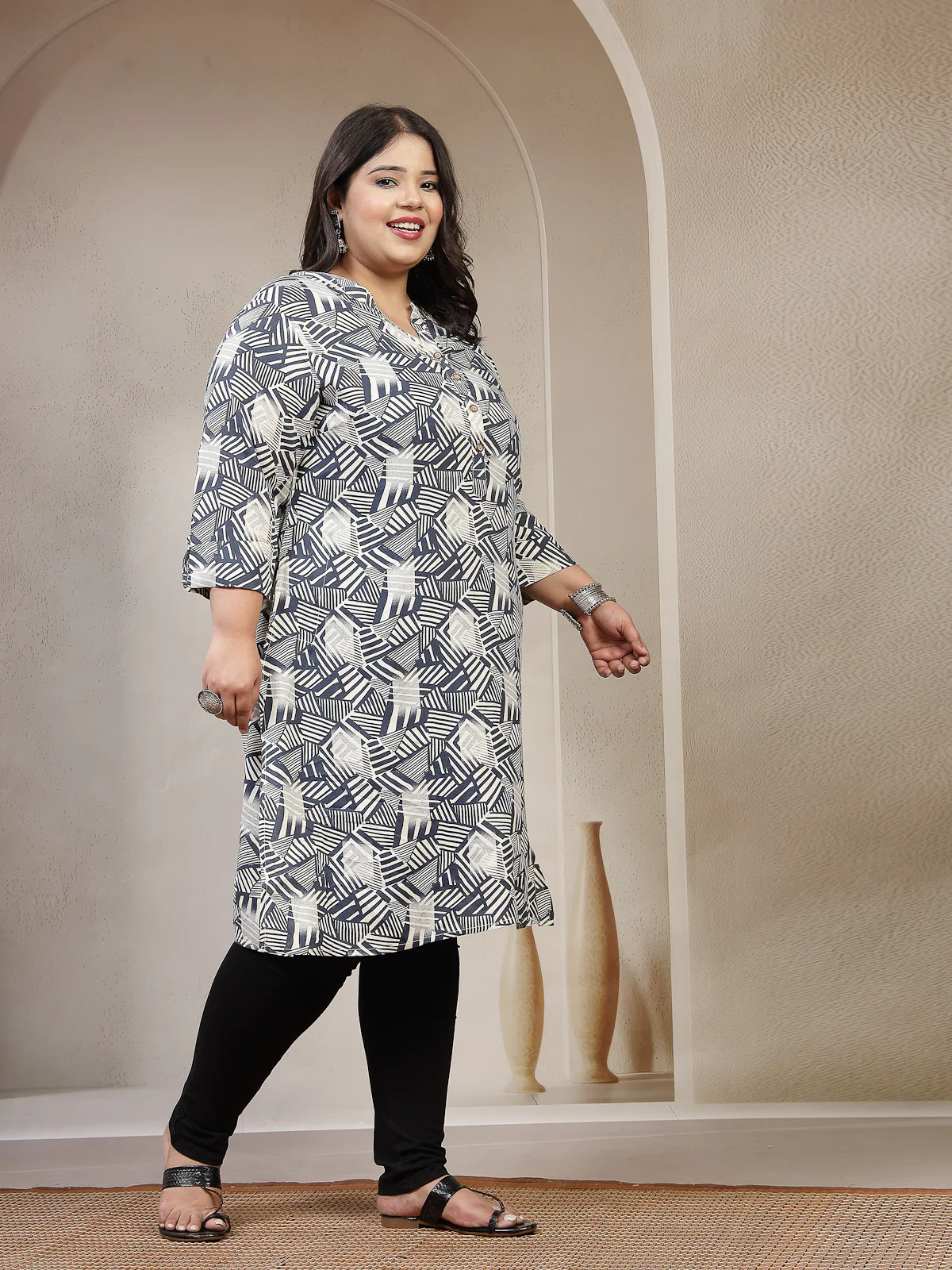 Plus Size Geometric Printed Mandarin Collar Thread Work Straight Kurta - Image 7