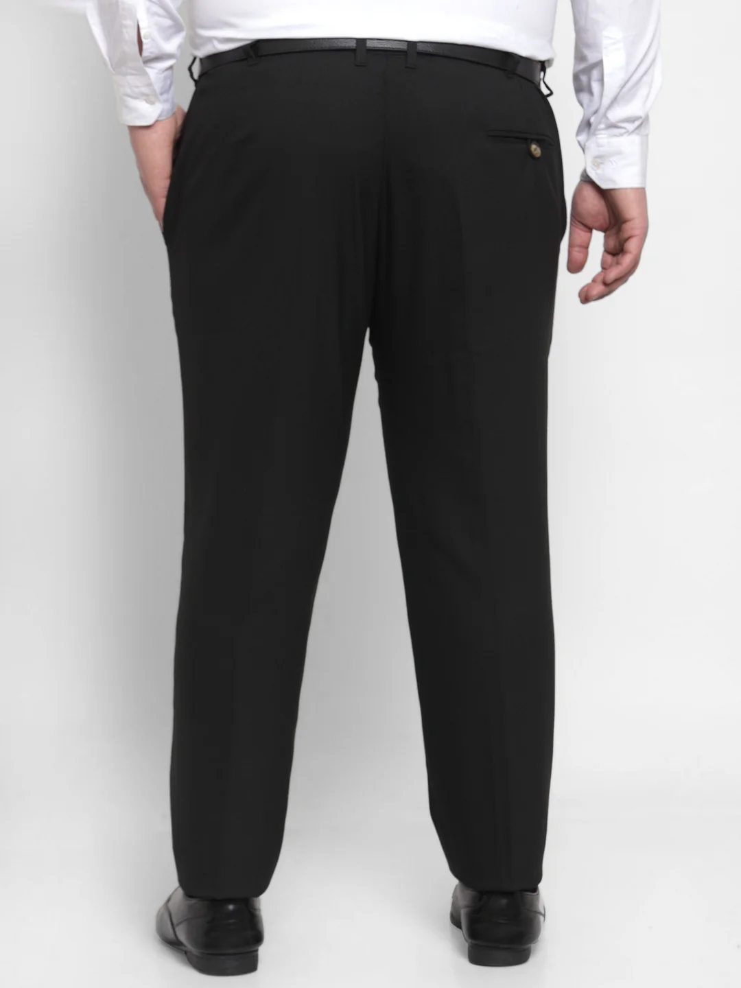 Plus Size Men Black Regular Fit Solid Formal Trousers - Image 4