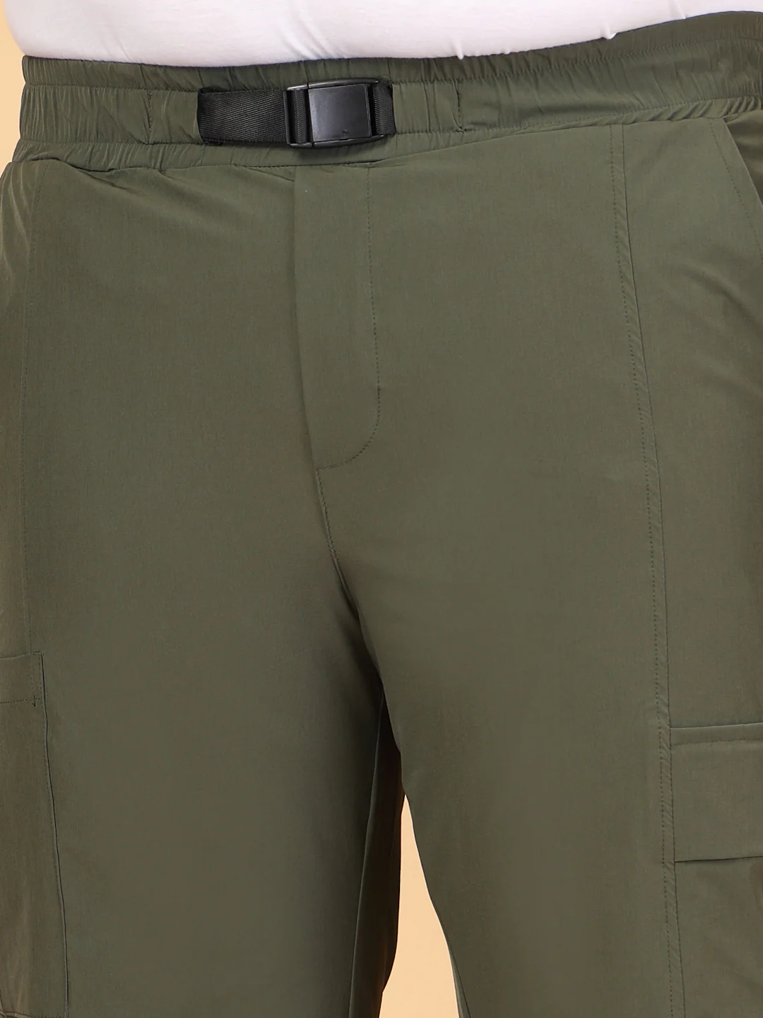 Plus Size Men Mid-Rise Regular Fit Cargos Trousers - Image 4