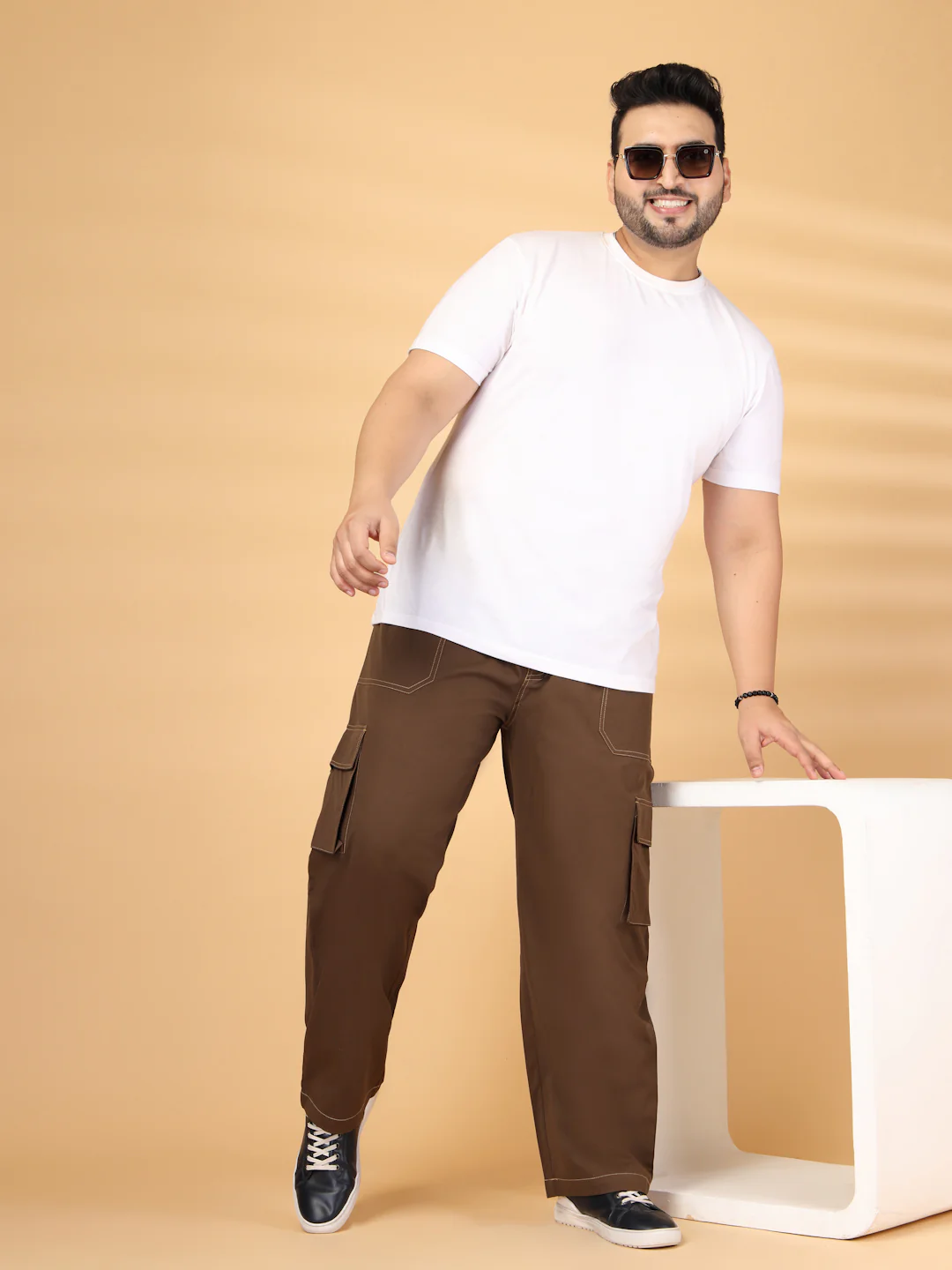 Plus Size Men Regular Fit Mid-Rise Plain Cotton Cargos - Image 8