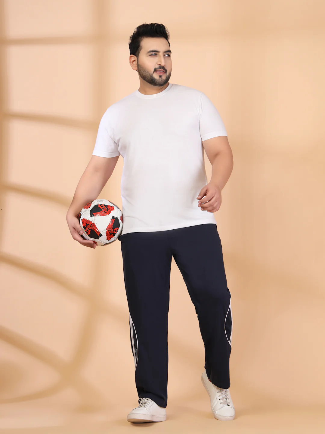 Plus Size Men Side Striped Mid-Rise Track Pants - Image 3
