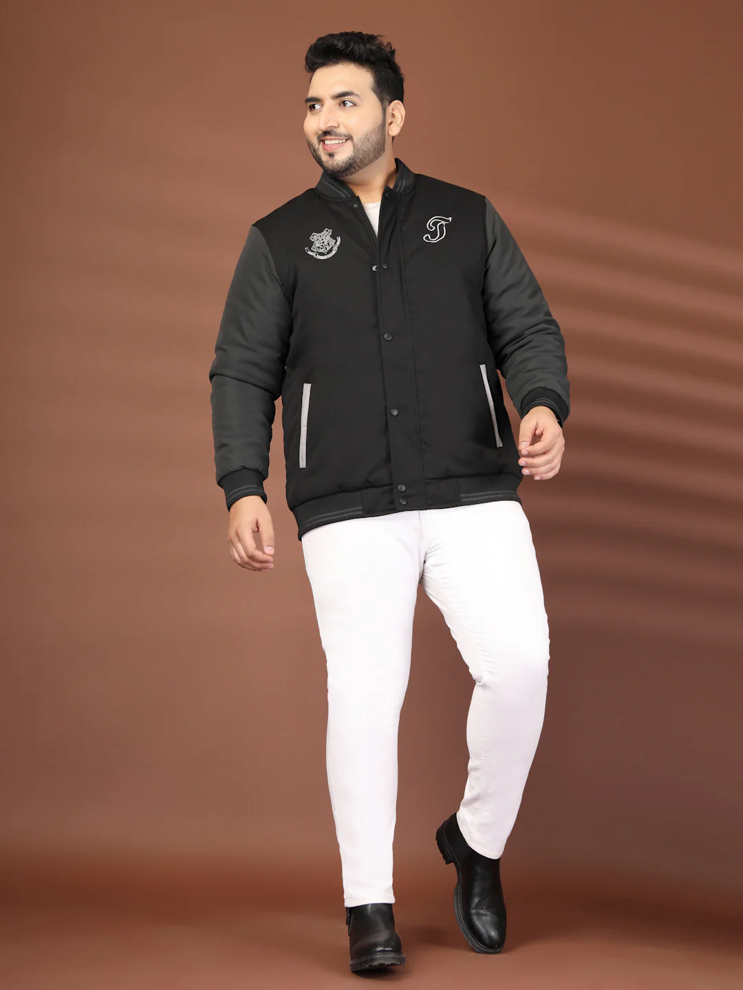Plus Size Men Stand Collar Graphic Printed Varsity Jacket - Image 9