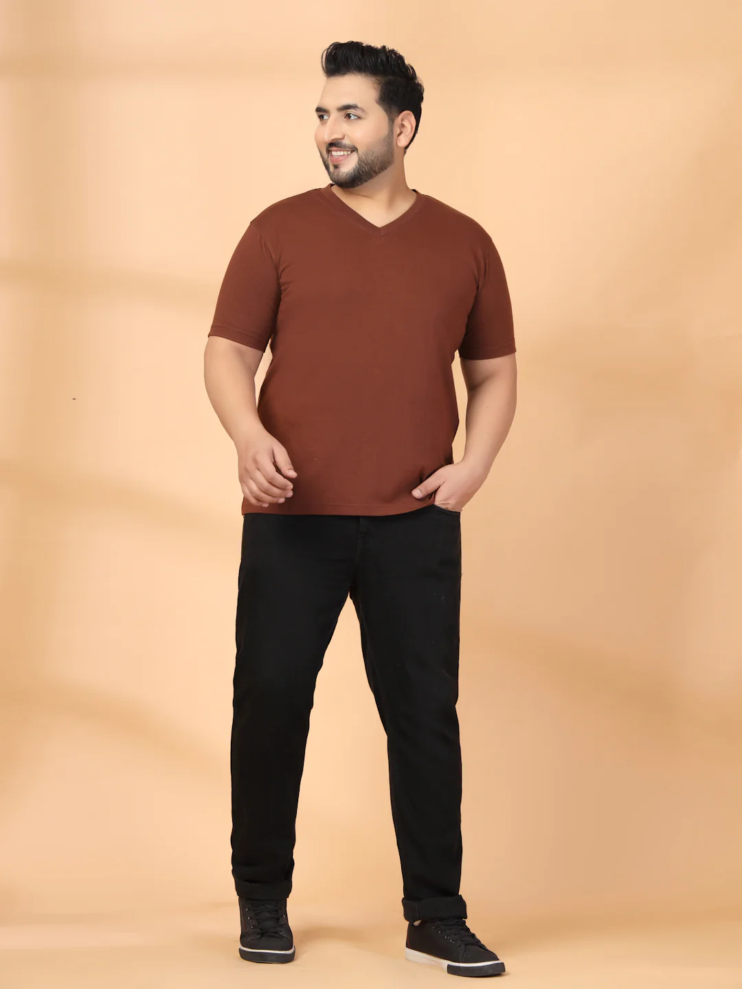 Plus Size Men V-Neck T-shirt - Image 6