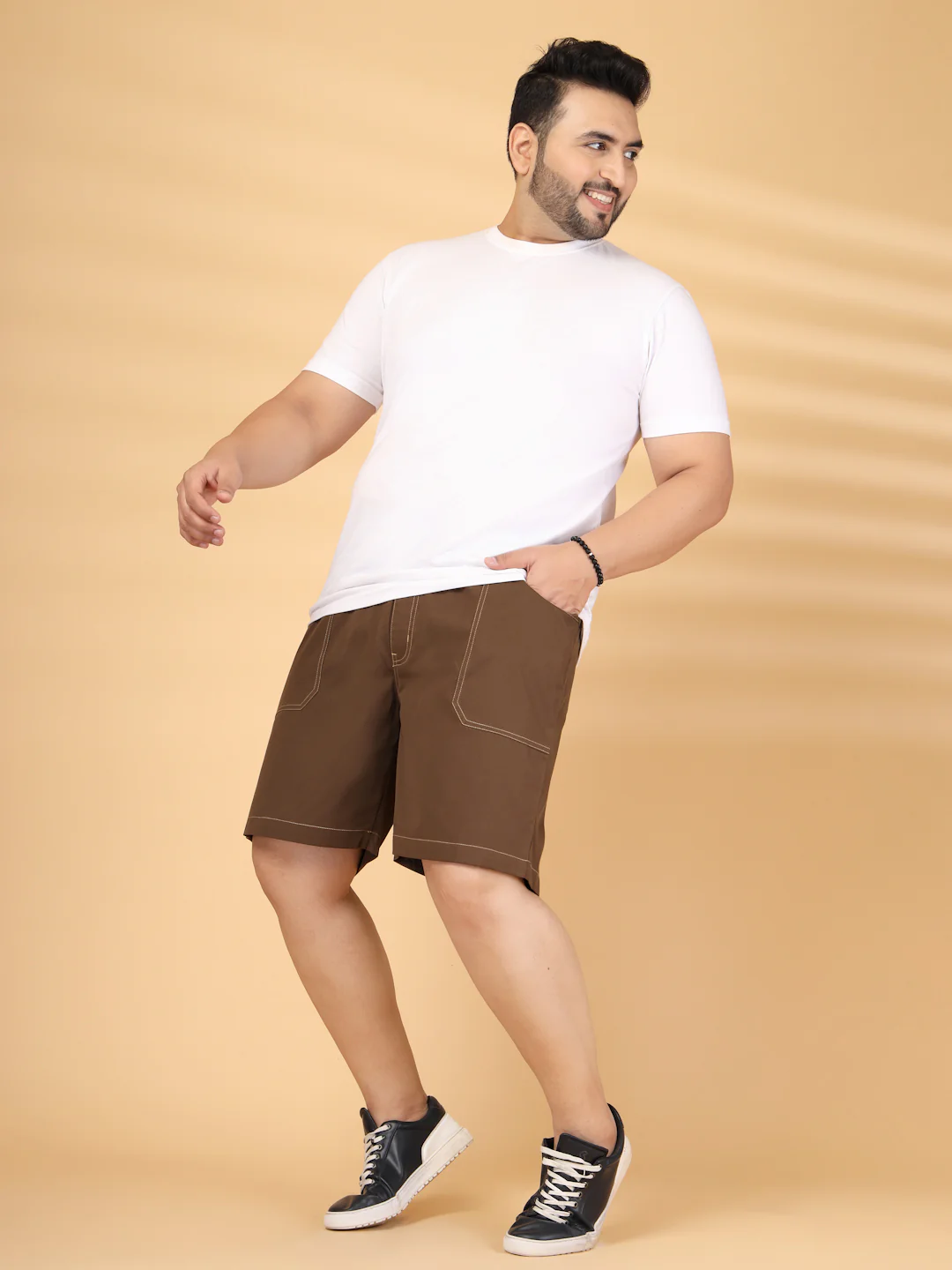 Plus Size Pure Cotton Relaxed-Fit Cargo Shorts - Image 2