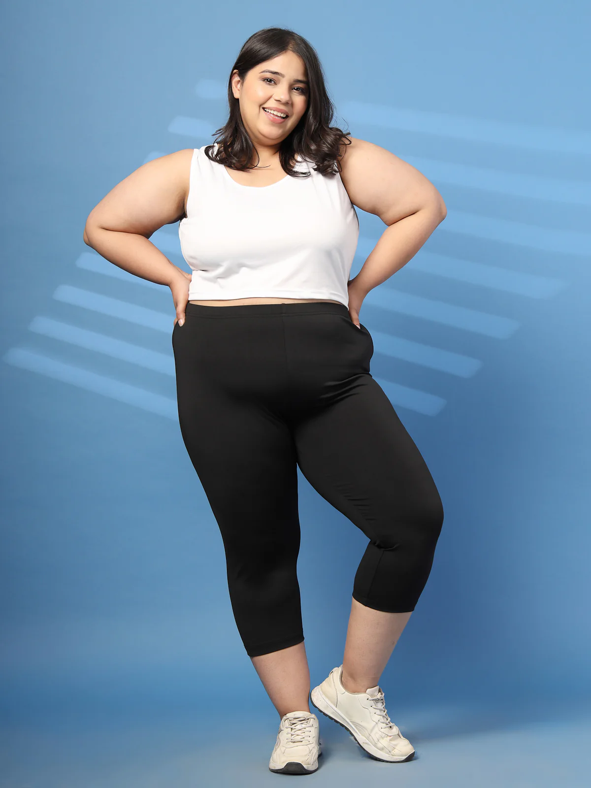 Plus Size Regular Fit Mid-Rise Capris - Image 3