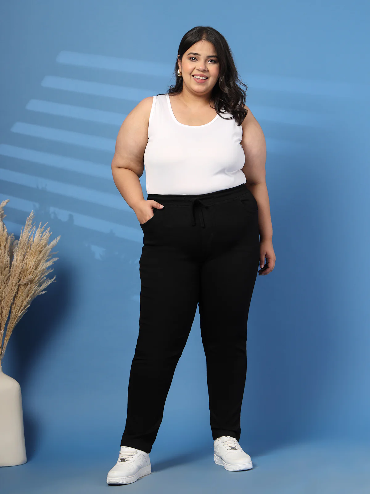 Plus Size Regular Fit Mid-Rise Stretchable Jeans - Image 6