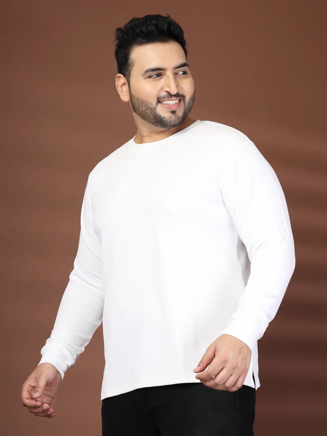 Men Plus Size Solid Round Neck T-shirt - Image 4