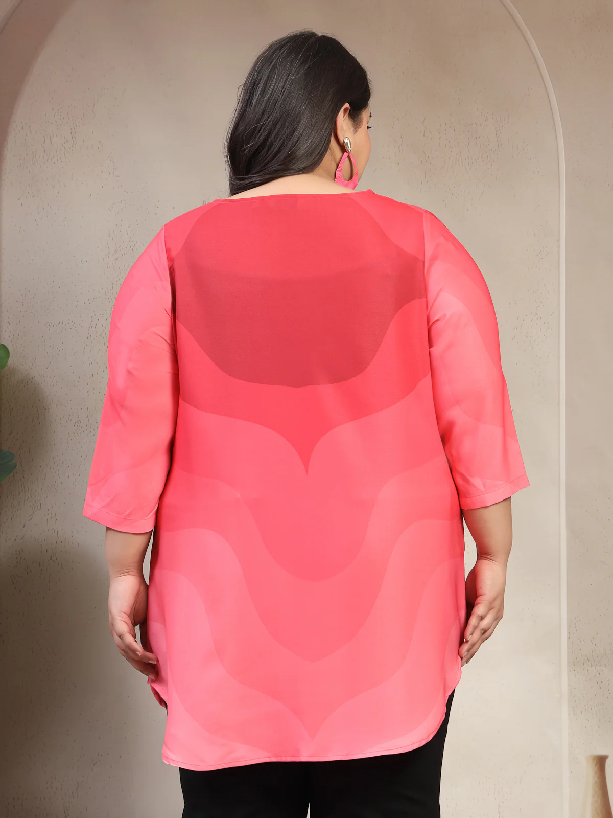 Plus Size Tropical Print Top - Image 2