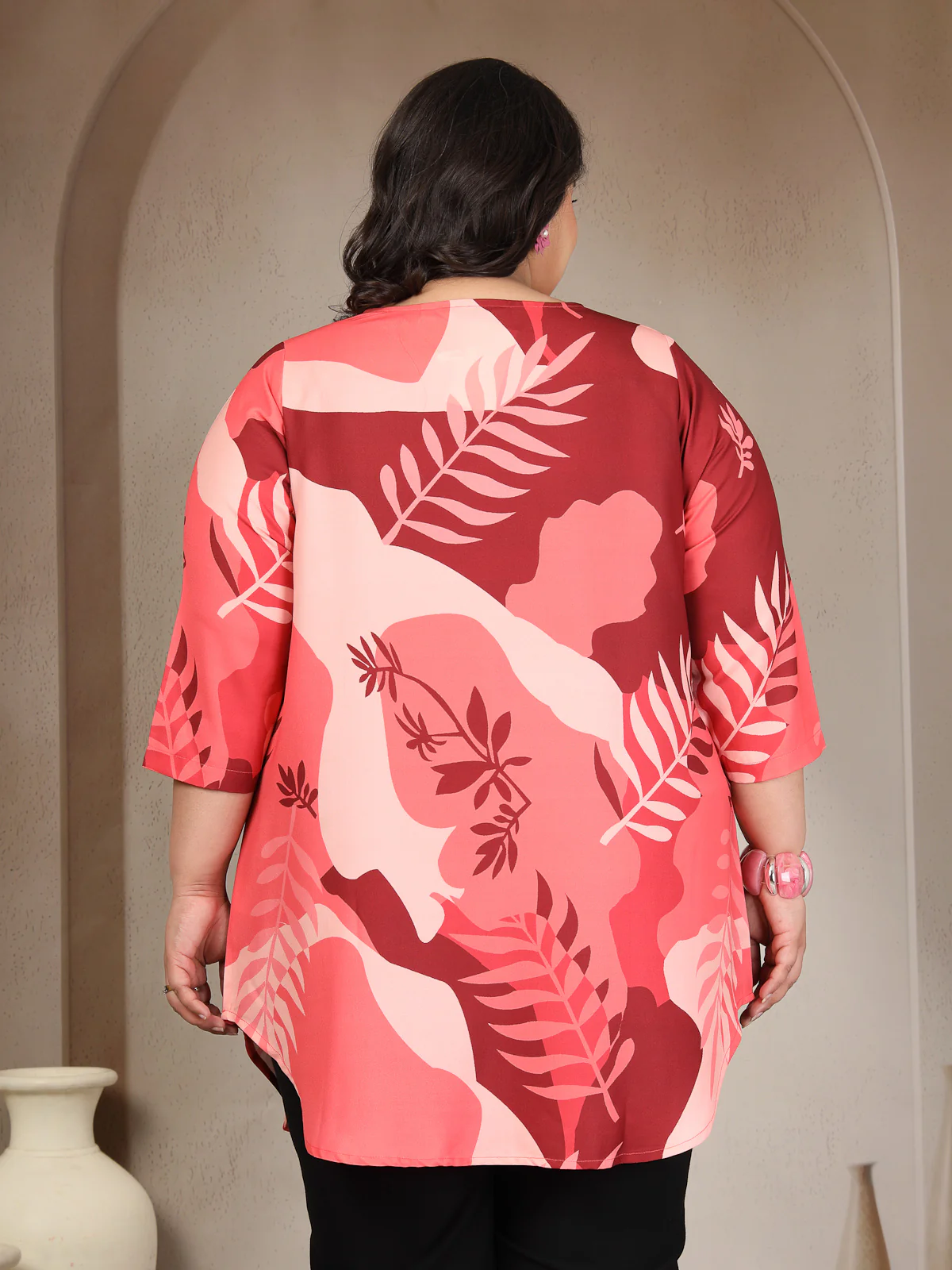 Plus Size Tropical Print Top - Image 2