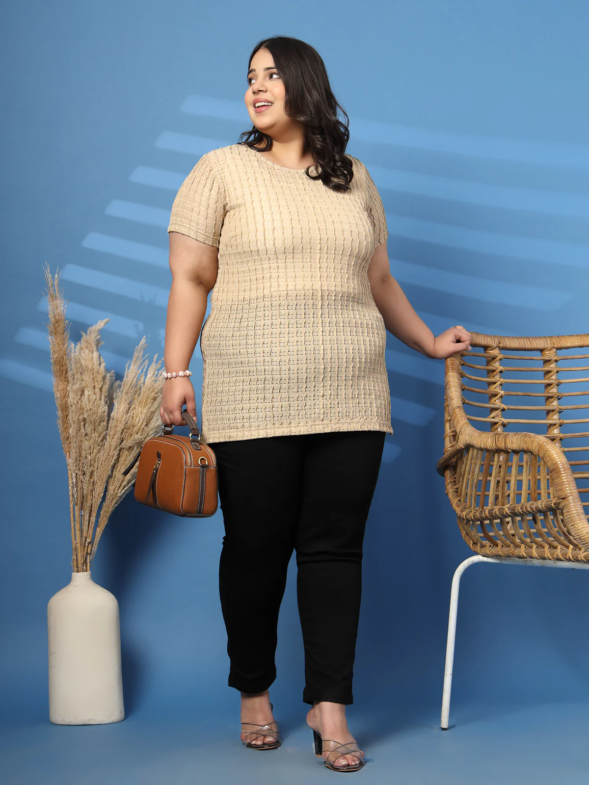 Plus Size Self Design Round Neck Short Sleeves T-shirt - Image 7