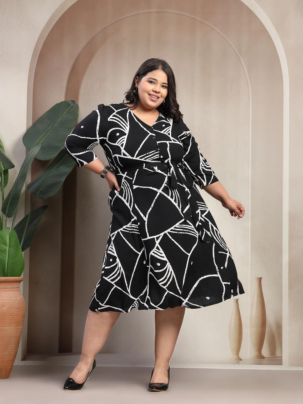 Plus Size Women Abstract Print Puff Sleeve Maxi Dress - Image 4