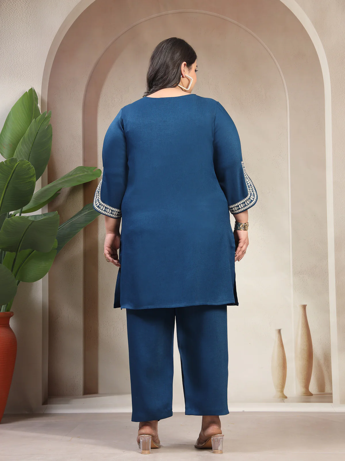 Plus Size Women Embroidered Tunic With Trouser - Image 3