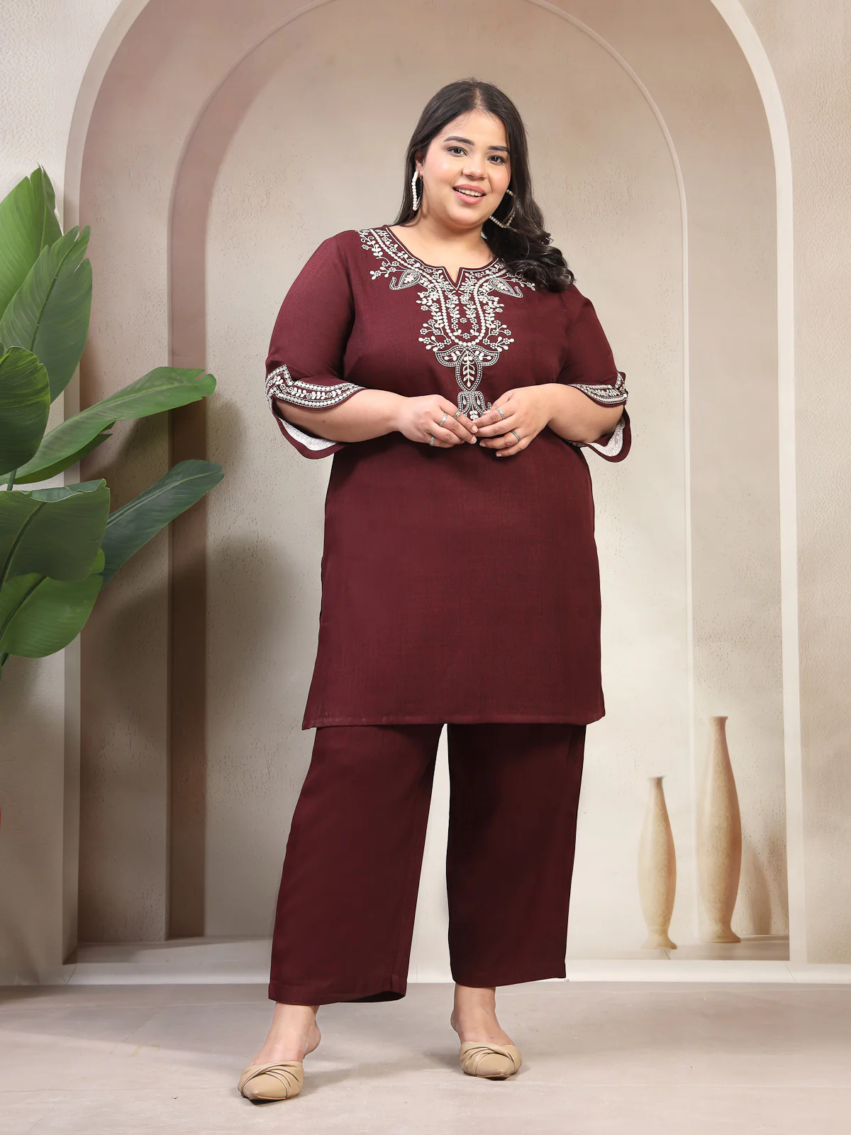 Plus Size Women Embroidered Tunic With Trouser - Image 4