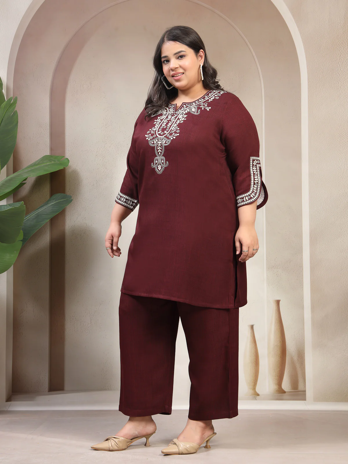 Plus Size Women Embroidered Tunic With Trouser - Image 6
