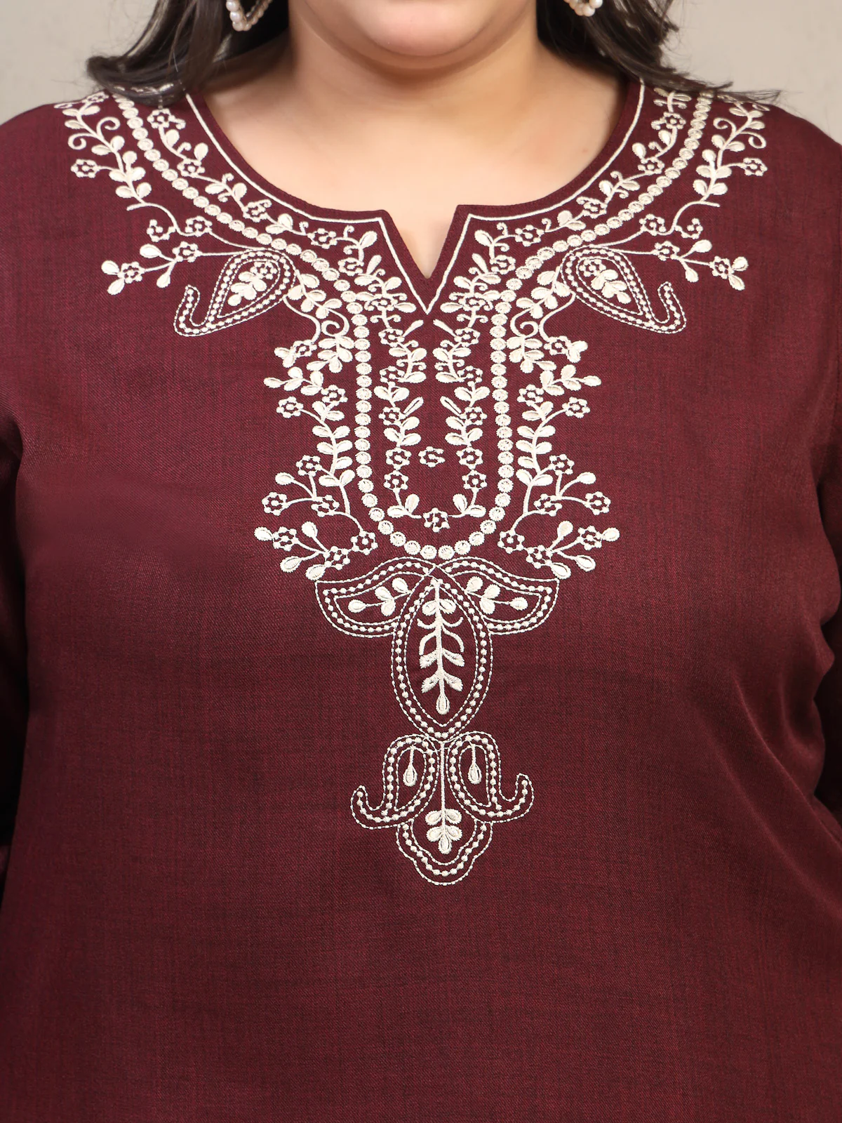 Plus Size Women Embroidered Tunic With Trouser - Image 7