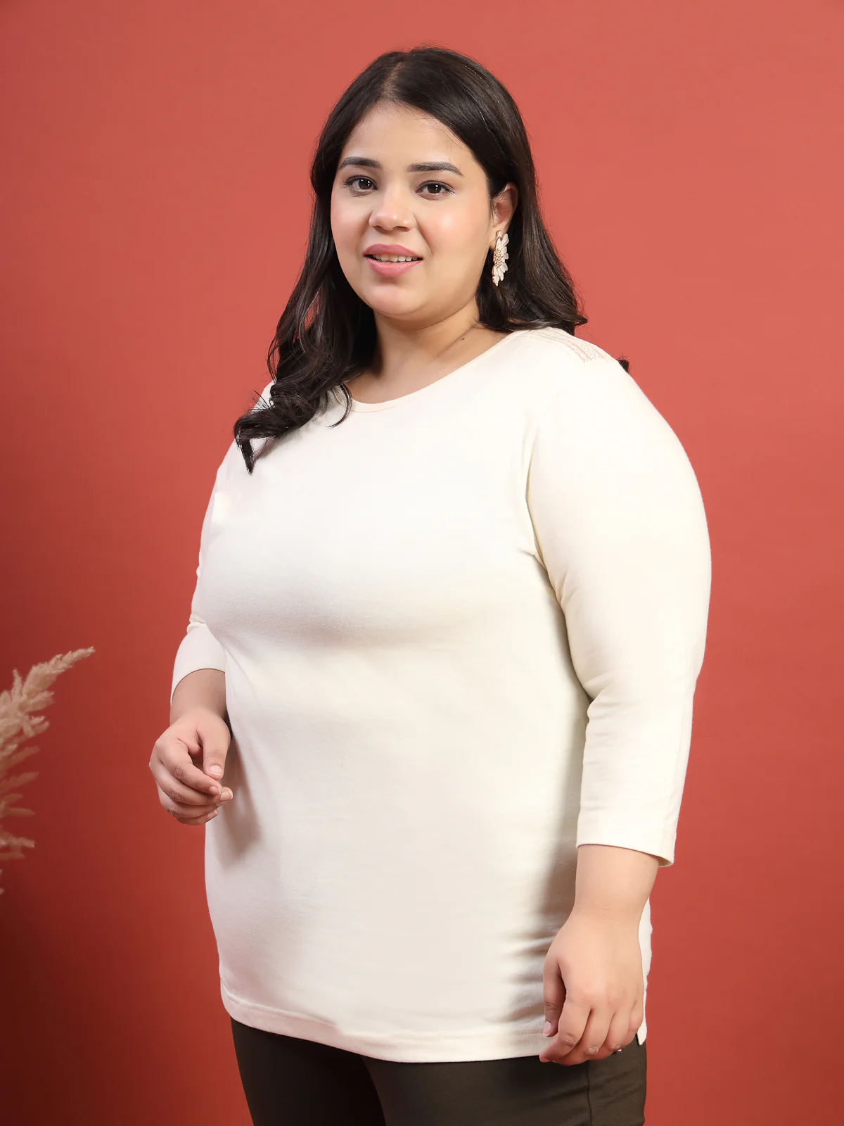 Plus Size Women Solid Round Neck Cotton T-shirt - Image 6