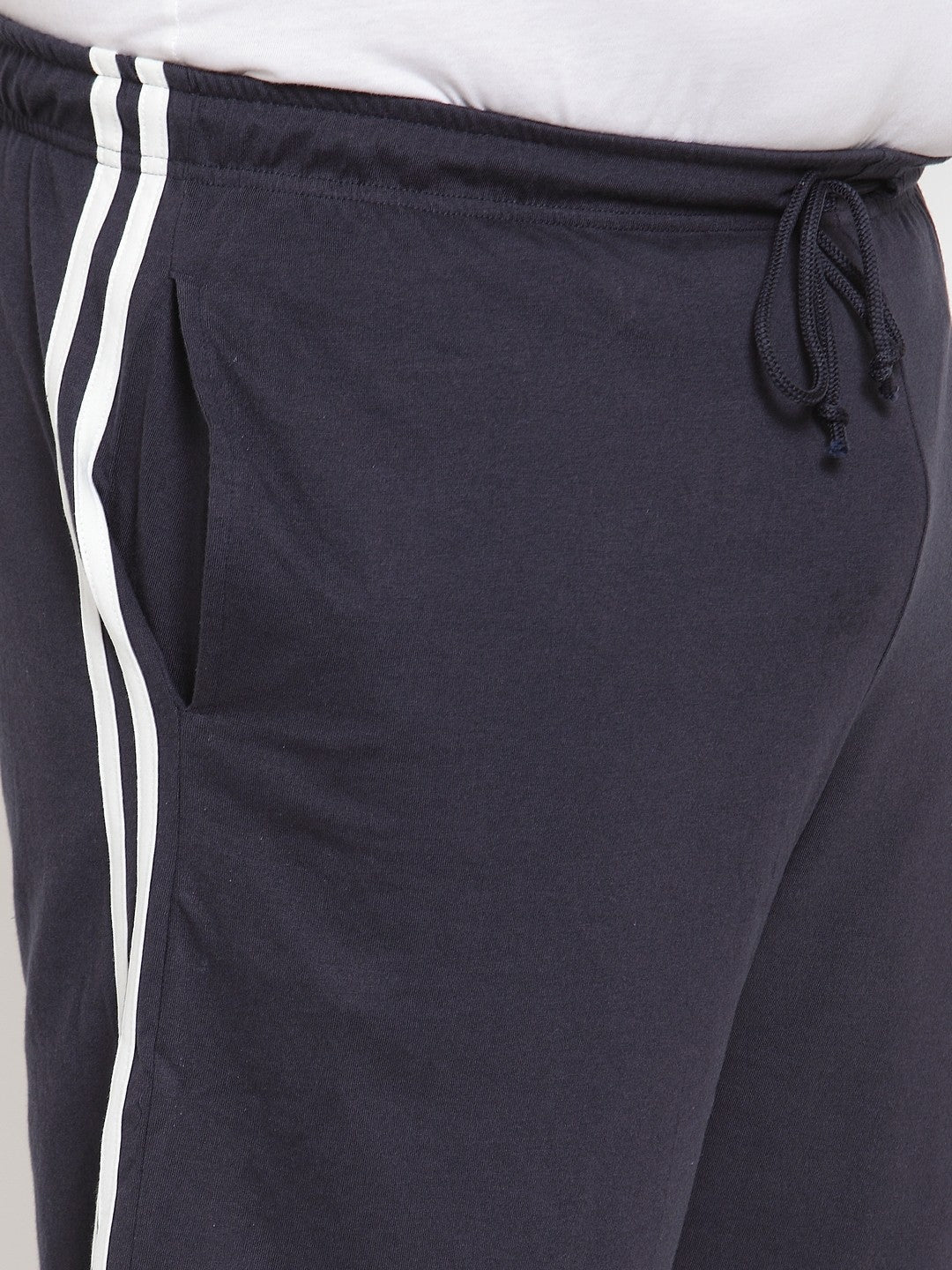 Plus Size Men Navy Blue Solid Regular Fit Sports Shorts - Image 3
