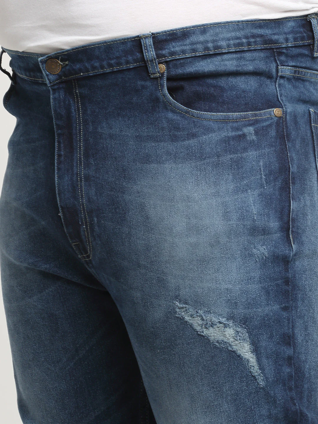 Plus Size Men Comfort Mildly Distressed Light Fade Stretchable Cotton Jeans - Image 3